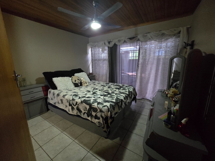 2 Bedroom Property for Sale in Pellissier Free State